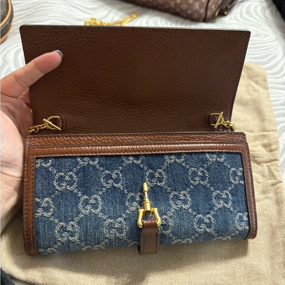 GUCCI DENIM Leather Crossbody on chain - Picture 5 of 6